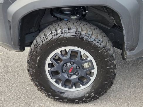 Used 2024 Toyota Tacoma TRD Off-Road AWD/4WD image 19