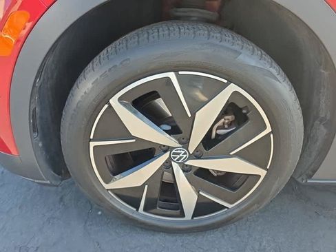 Used 2024 Volkswagen ID.4 Pro S AWD/4WD image 10