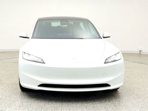 Used 2025 Tesla Model 3 Long Range RWD image 2