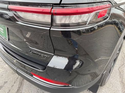 New 2025 Jeep Grand Cherokee Limited w/ Luxury Tech Group II image 13