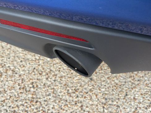 Used 2024 Chevrolet Camaro LT RWD image 11