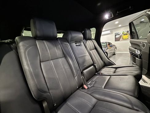 Used 2016 Land Rover Range Rover HSE AWD/4WD image 18