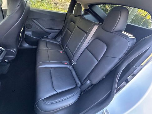 Used 2022 Tesla Model Y Performance image 54