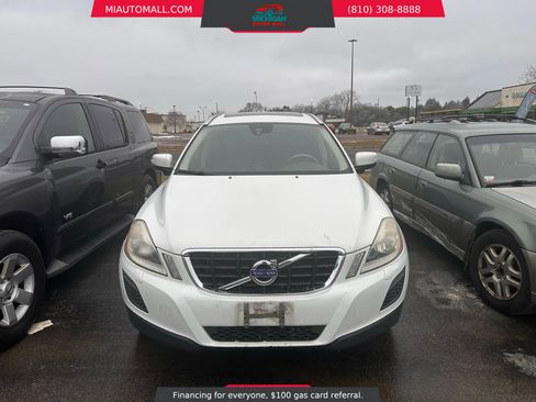 Used 2013 Volvo XC60 T6 image 2