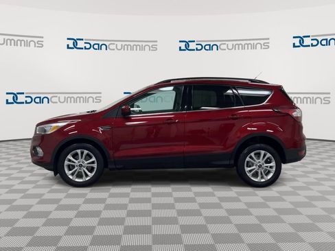 Used 2018 Ford Escape SE image 5