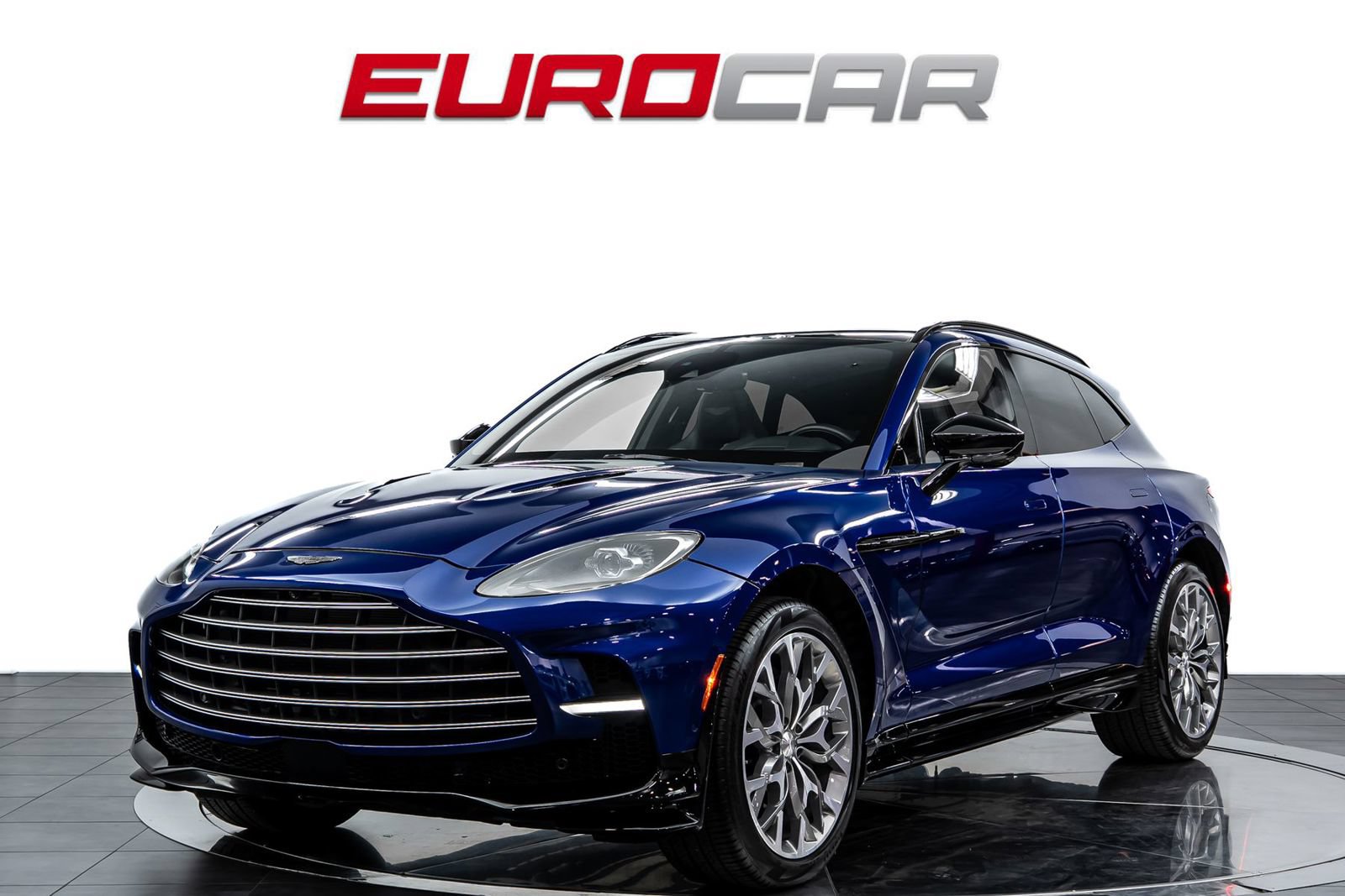 Used 2023 Aston Martin DBX 707 AWD/4WD image 1