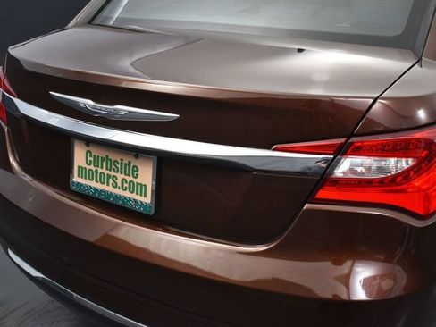 Used 2013 Chrysler 200 Touring FWD image 27