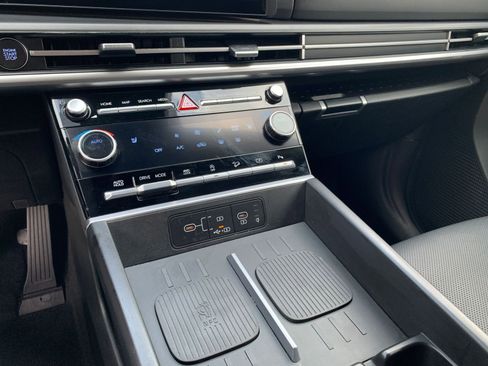 Used 2025 Hyundai Santa Fe SEL image 40