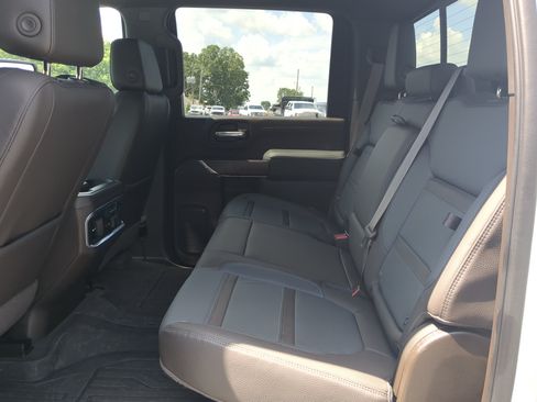 Used 2021 GMC Sierra 2500 Denali w/ Denali Ultimate Package AWD/4WD image 12