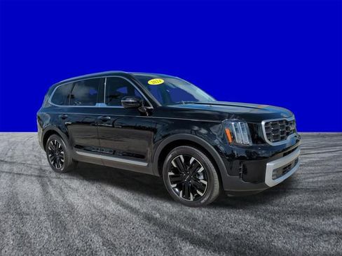 Used 2024 Kia Telluride SX w/ Towing Package image 2