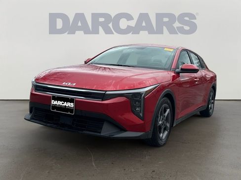 Used 2025 Kia K4 LXS image 3