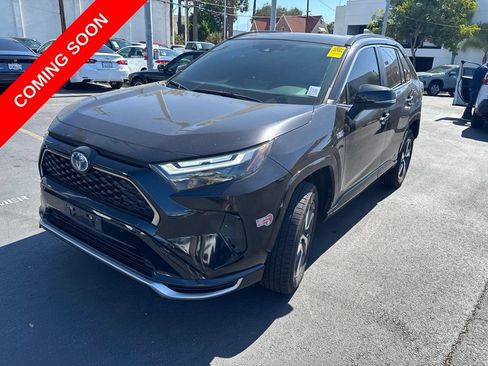 Used 2023 Toyota RAV4 SE w/ Weather & Moonroof Package AWD/4WD image 9