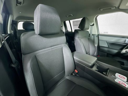 Certified 2025 Hyundai Santa Fe SE AWD/4WD image 26