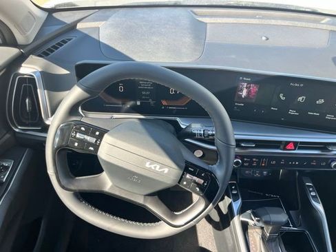 New 2026 Kia Sorento S FWD image 10