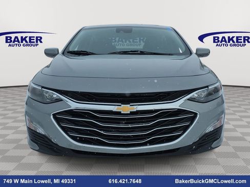 Used 2023 Chevrolet Malibu LT image 2