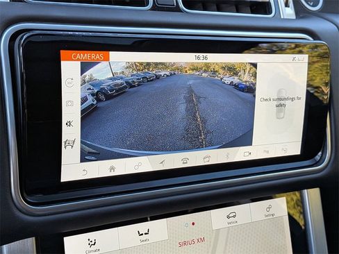 Used 2021 Land Rover Range Rover Westminster Edition image 24