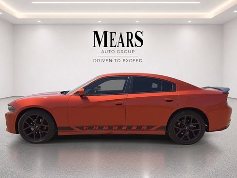 Used 2021 Dodge Charger SXT w/ Leather Interior Group RWD image 2