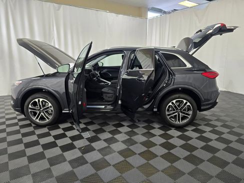 New 2025 Audi Q5 Premium image 12