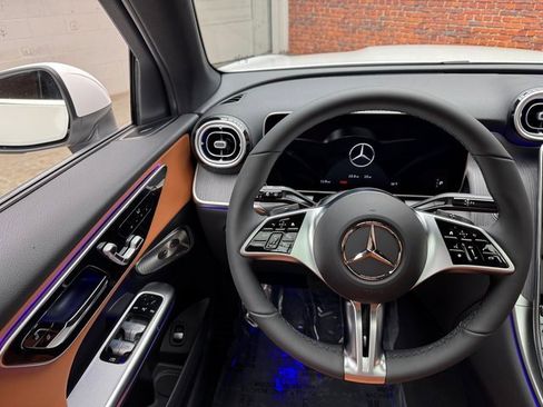 New 2026 Mercedes-Benz GLC 300 4MATIC image 13