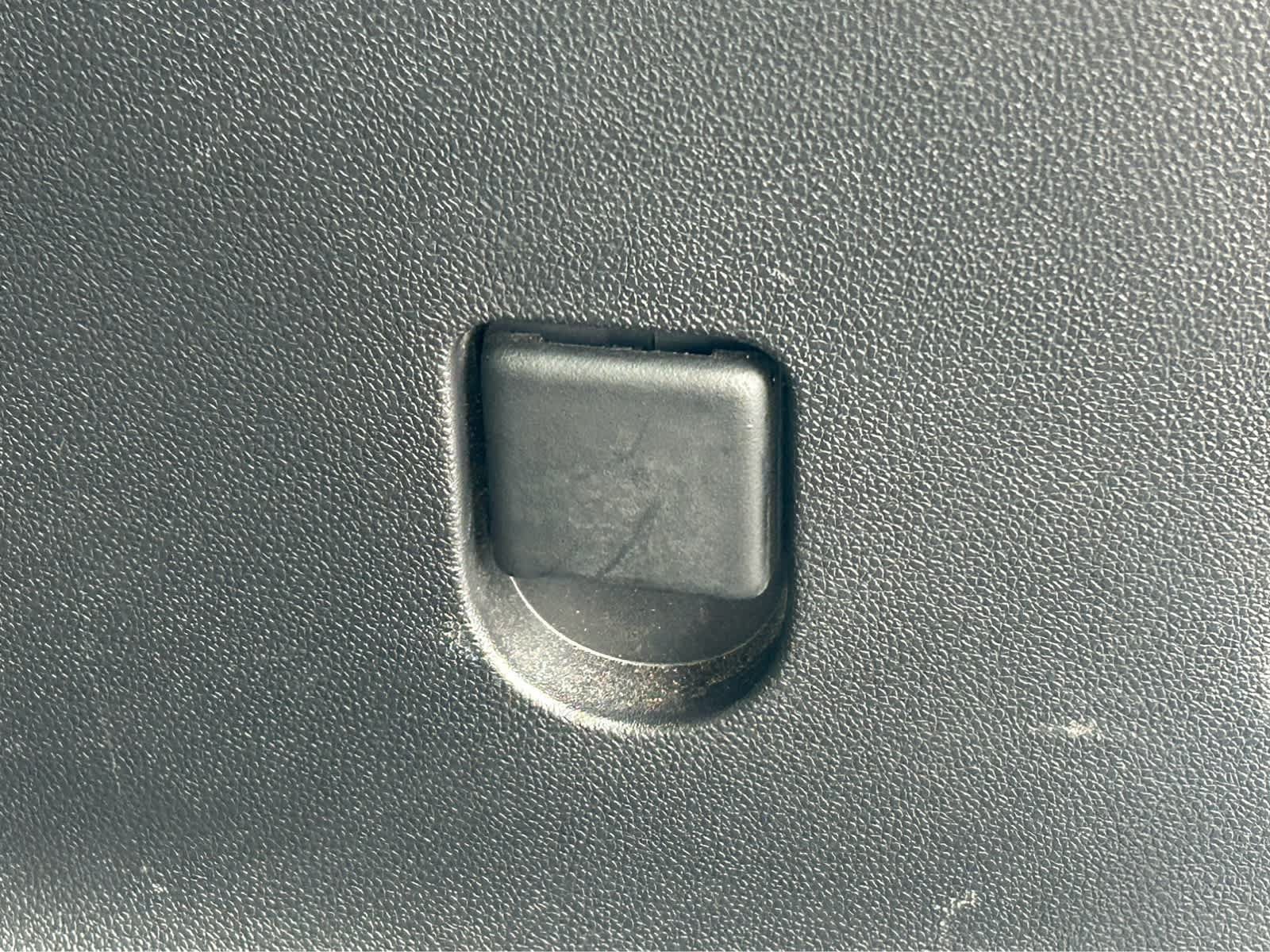 Used 2025 Chevrolet Traverse LT FWD image 8