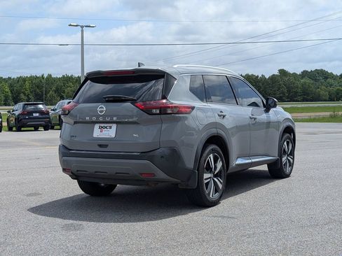Used 2021 Nissan Rogue SL w/ Premium Package FWD image 5