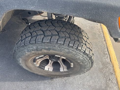 Used 2006 Jeep Wrangler Rubicon image 6