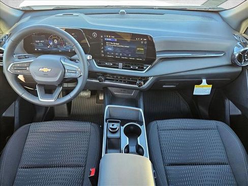 New 2026 Chevrolet Equinox LT image 19