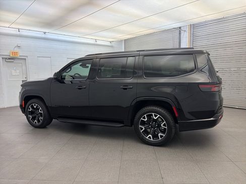 New 2025 Jeep Wagoneer Series II image 6