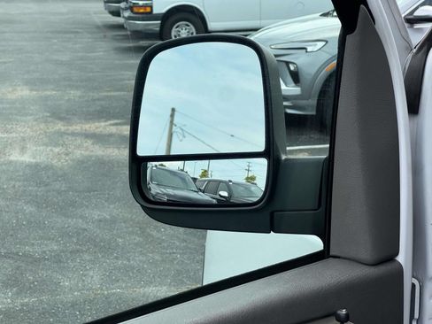 Used 2024 Chevrolet Express 2500 w/ Driver Convenience Package RWD image 18