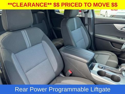 Certified 2024 Chevrolet Blazer LT w/ Convenience Package FWD image 17