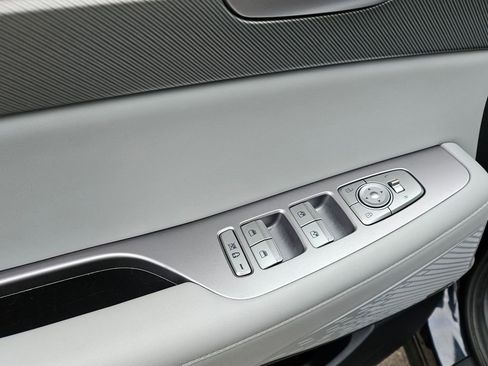 Used 2024 Hyundai Palisade SEL image 16