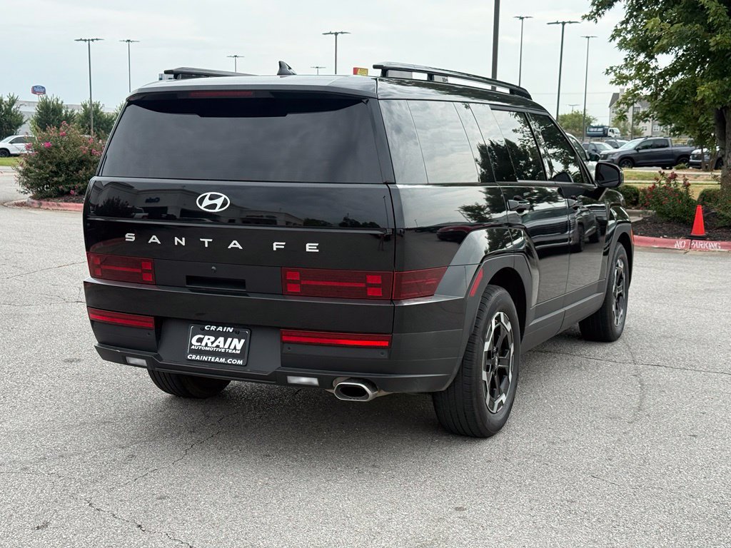 Used 2025 Hyundai Santa Fe SEL FWD image 7