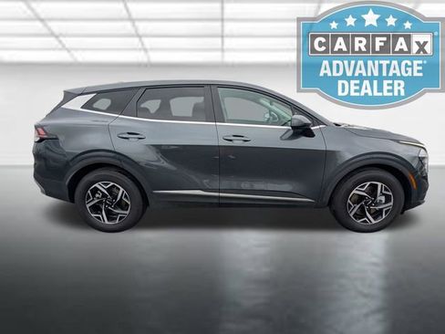 Used 2025 Kia Sportage LX FWD image 27
