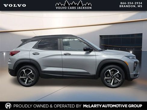 Used 2023 Chevrolet TrailBlazer RS FWD image 3