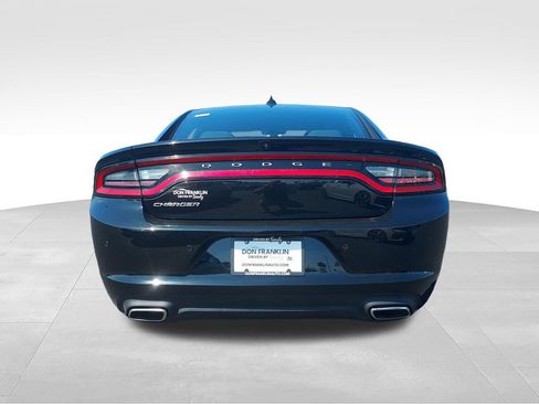 Used 2023 Dodge Charger SXT w/ Cold Weather Package RWD image 4
