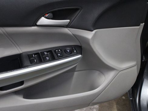 Used 2010 Honda Accord EX-L image 17
