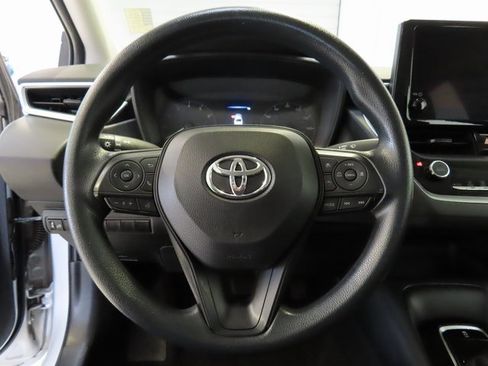 Used 2024 Toyota Corolla LE image 8