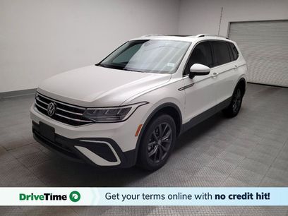 Used 2023 Volkswagen Tiguan SE w/ Panoramic Sunroof Package