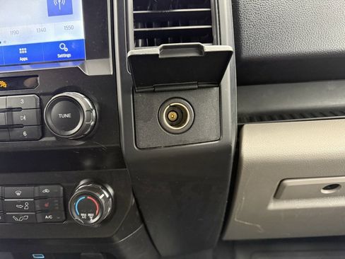 Used 2019 Ford F150 XL w/ Equipment Group 101A Mid image 28