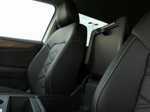 New 2026 Volkswagen Atlas SE AWD/4WD image 29