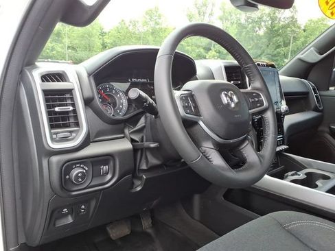 Used 2023 RAM 1500 Big Horn AWD/4WD image 14