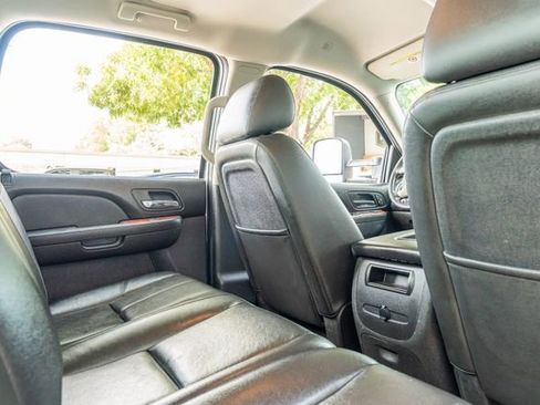 Used 2012 GMC Sierra 2500 SLT w/ SLT Convenience Package image 40