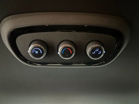 Used 2024 Dodge Durango R/T w/ Blacktop Package image 19