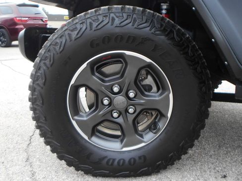 Certified 2021 Jeep Gladiator Rubicon image 11