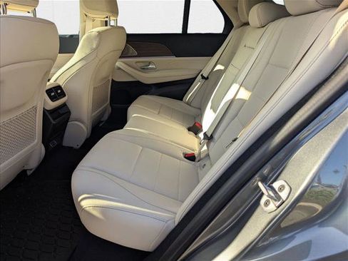 New 2026 Mercedes-Benz GLE 450 4MATIC image 12