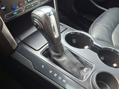 Used 2018 Ford Explorer Limited w/ Equipment Group 301A image 18