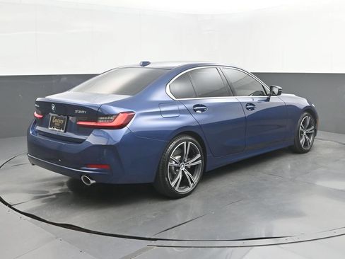 Used 2024 BMW 330i Sedan w/ Premium Package RWD image 7