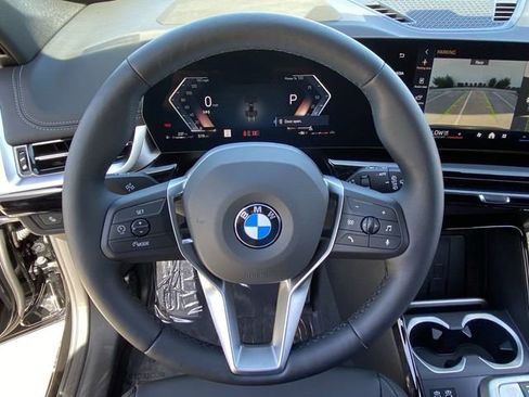 Used 2025 BMW X1 xDrive28i w/ Technology Package image 20