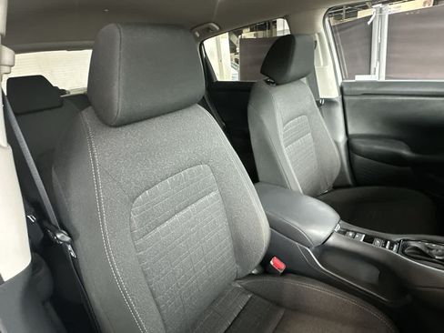 Used 2026 Honda HR-V LX image 27