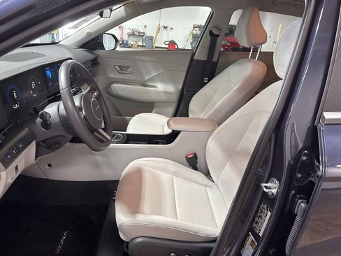 Used 2024 Hyundai Kona SEL AWD/4WD image 12